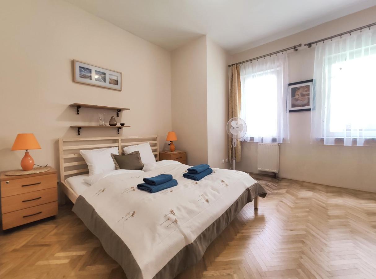 Plac Nowy 8A By Homeprime Krakow Exterior photo