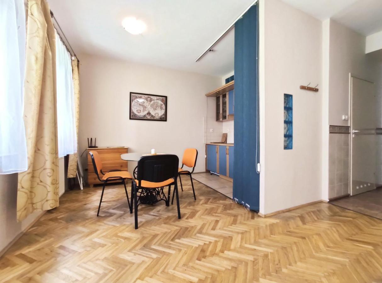 Plac Nowy 8A By Homeprime Krakow Exterior photo